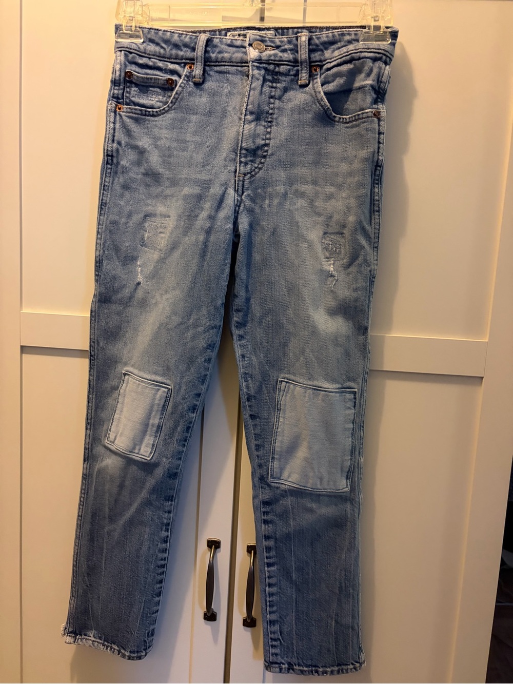 Lucky Brand Light Blue women’s Fit Patch Knee Jeans